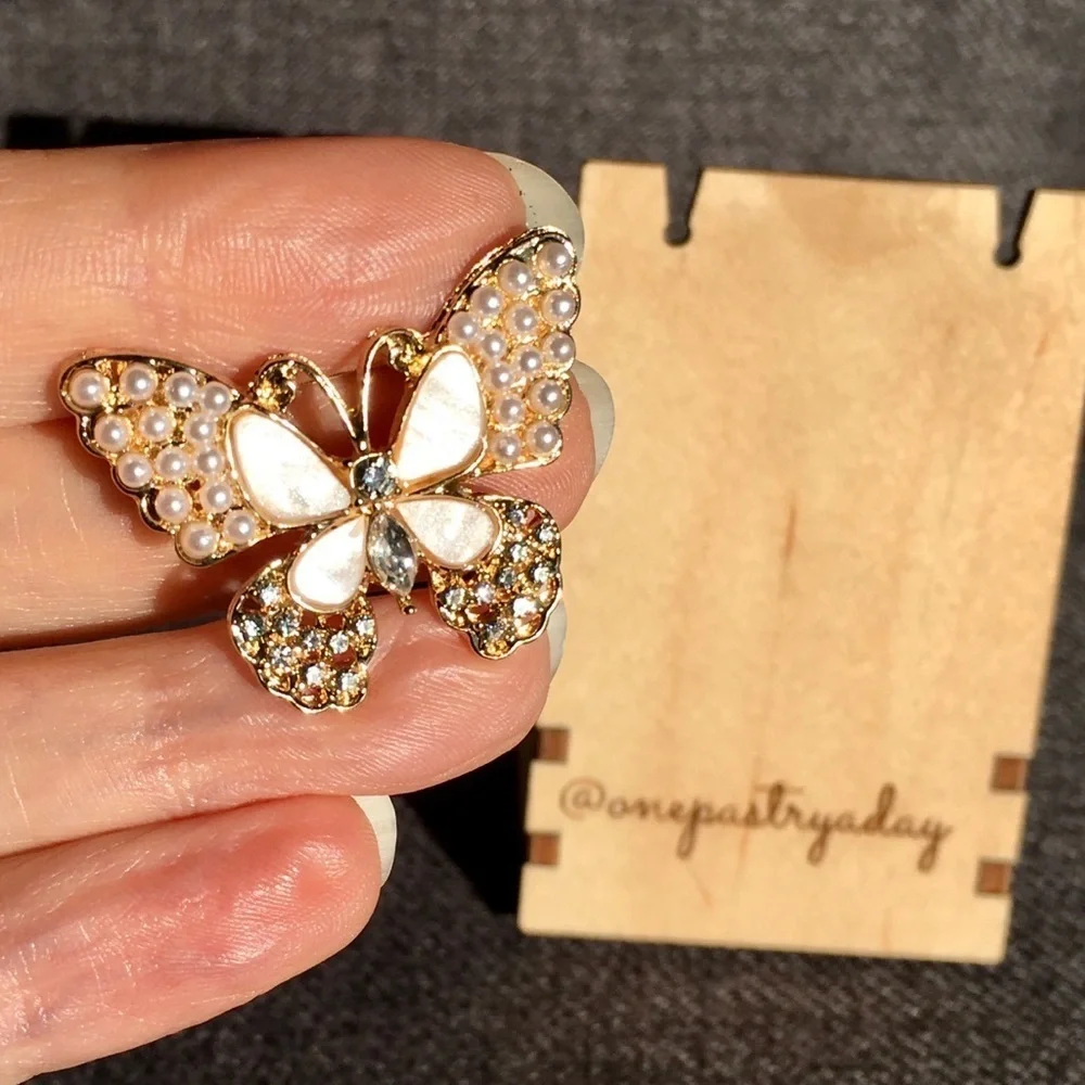 Butterfly Pearl + Rhinestone Fashion Brooch, Pin, Sparkly, Festive
